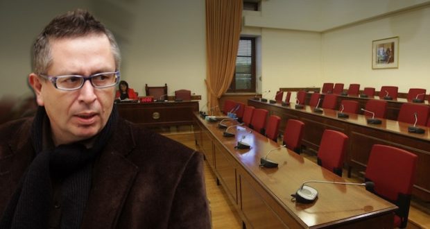 Ζωντανά ο Θ. Αναστασιάδης στην Επιτροπή της Βουλής για τα δάνεια σε κόμματα και ΜΜΕ (βίντεο)